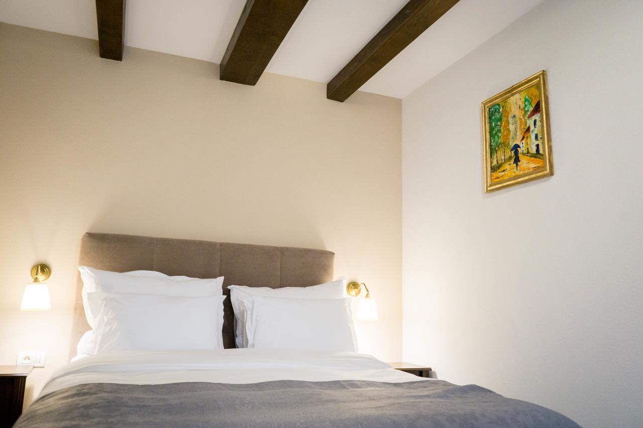 Nest Hotel Drobeta Turnu Severin Exterior foto