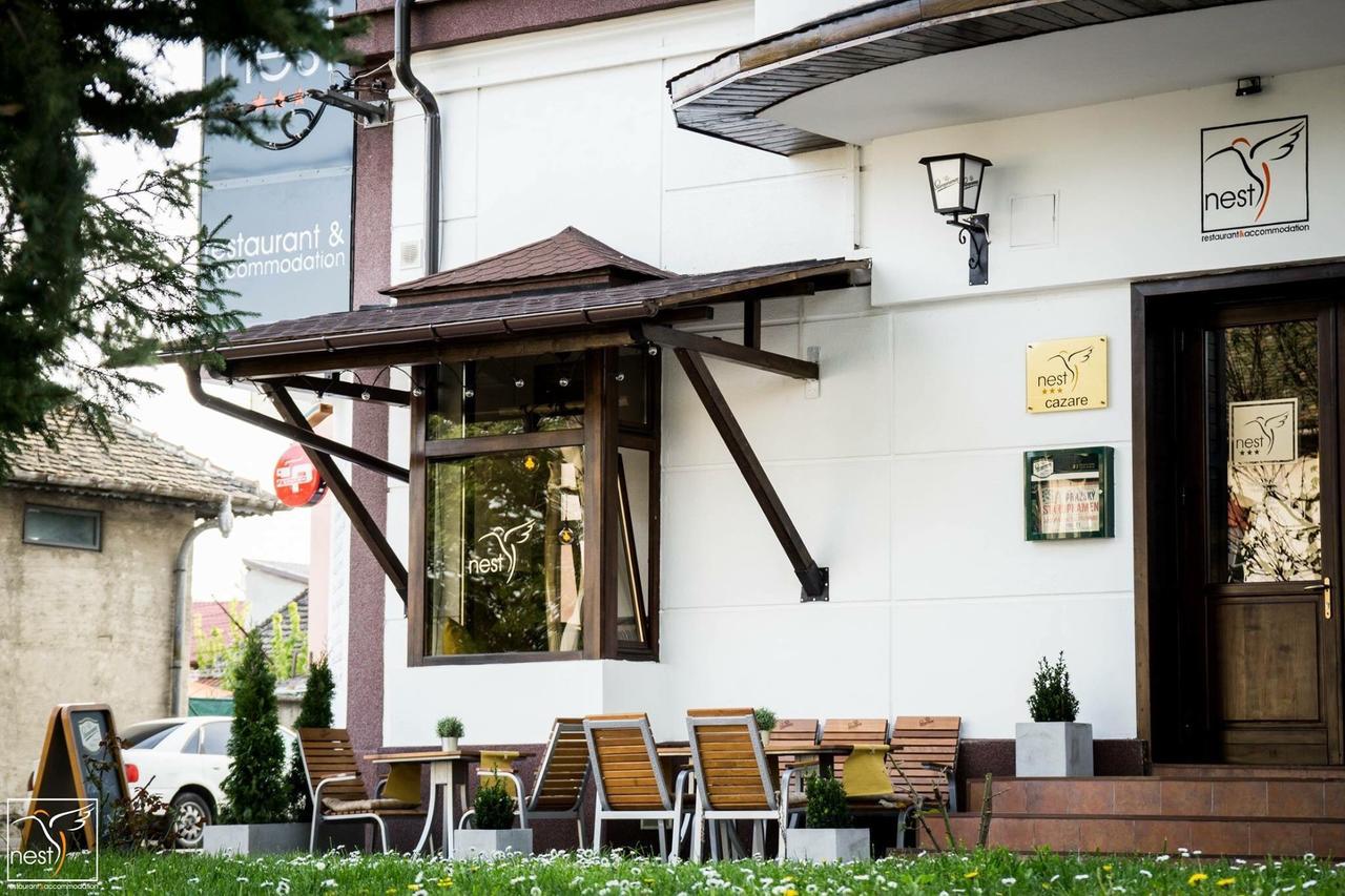 Nest Hotel Drobeta Turnu Severin Exterior foto