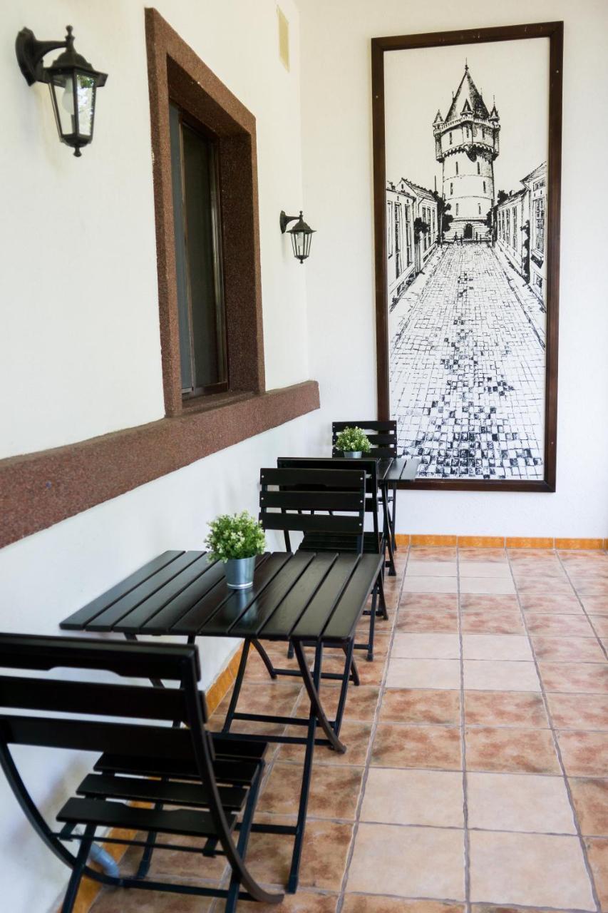 Nest Hotel Drobeta Turnu Severin Exterior foto